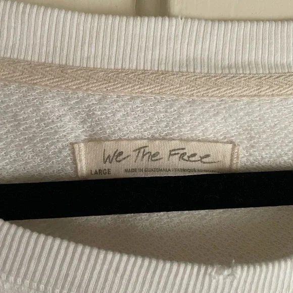 Free People We The Free Camden Sweatshirt size Large - Picture 4 of 4